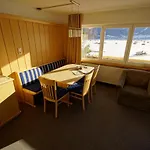 Apartament Mott Lermoos